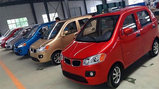 最新款老年代步車圖片，交通工具的革新與爭(zhēng)議熱議焦點(diǎn)