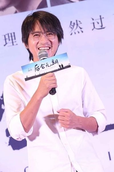 韓寒導(dǎo)演的電影探秘，小巷深處的電影情懷與獨(dú)特小店