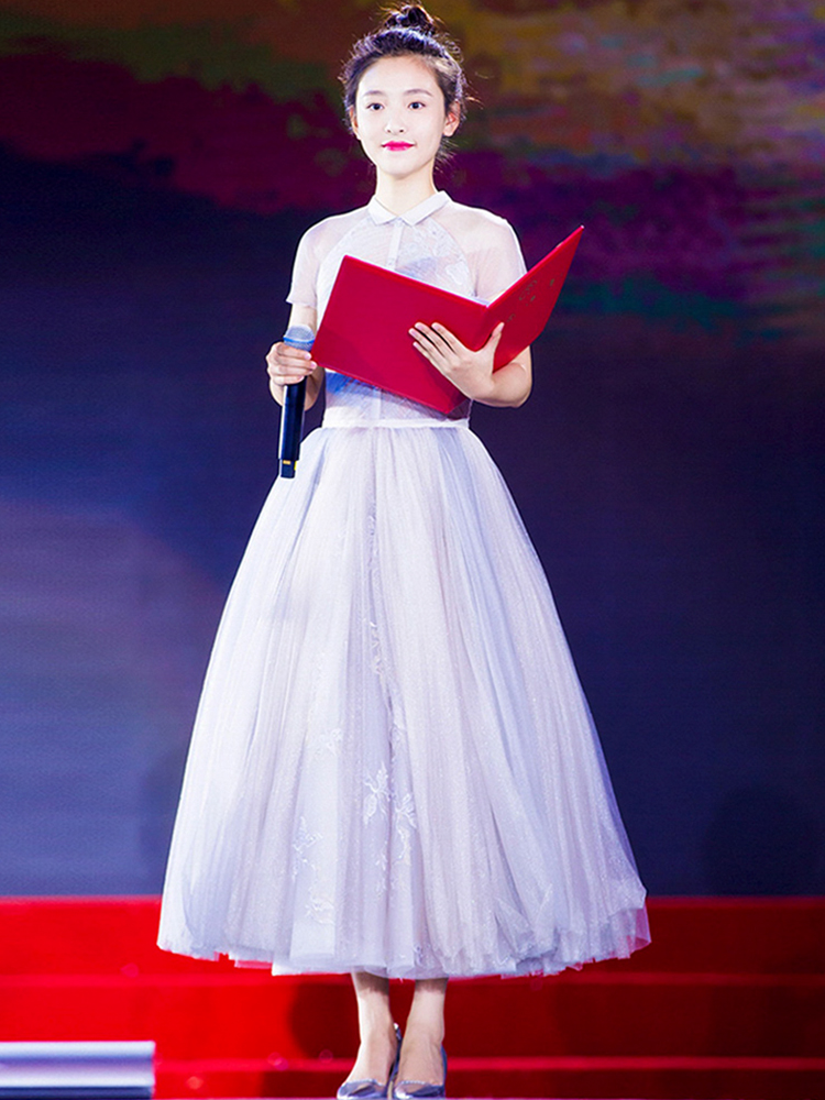 女性演講比賽服裝，從舞臺(tái)印記到時(shí)代風(fēng)尚