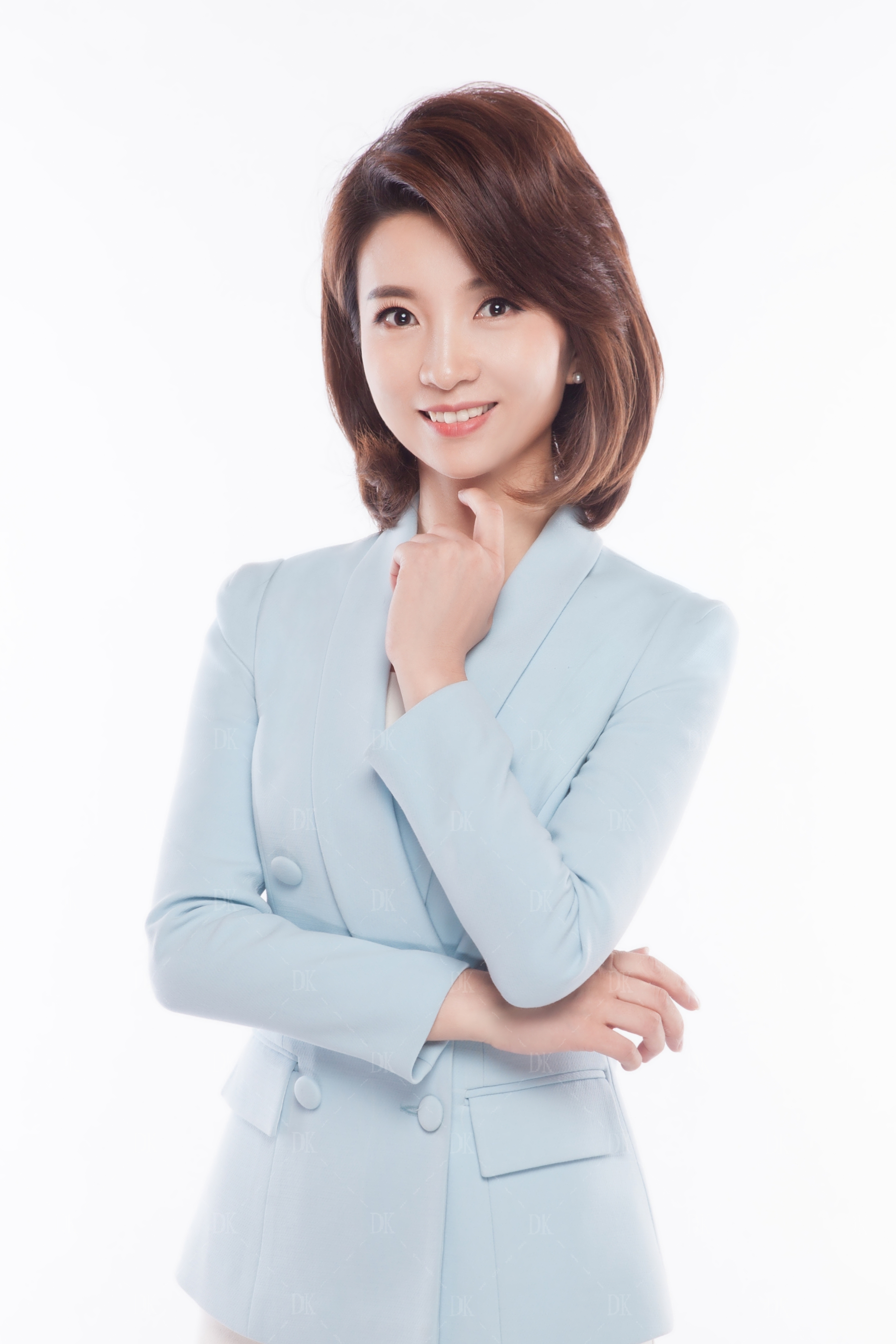 演員徐婧，舞臺(tái)到熒屏的蛻變之路——自信與成就感的彰顯
