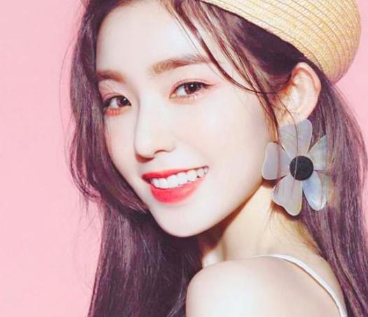 90后韓國(guó)女明星，小巷中的隱藏瑰寶與閃耀之星