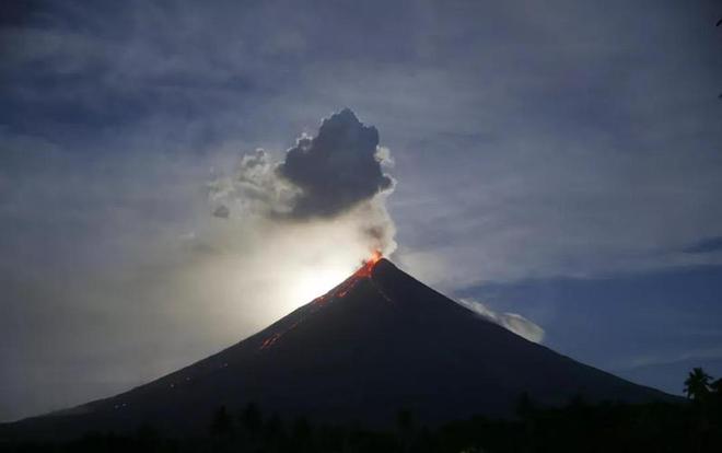富士山火山動(dòng)態(tài)更新，追尋內(nèi)心平靜的旅行之旅