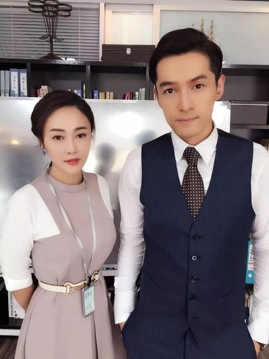 美國電影明星男演員力薦的高科技產(chǎn)品，科技之光引領生活變革