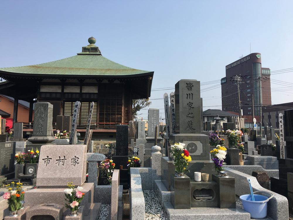 最新墓地圖片與小徑特色小店，探尋安寧之地的獨(dú)特韻味