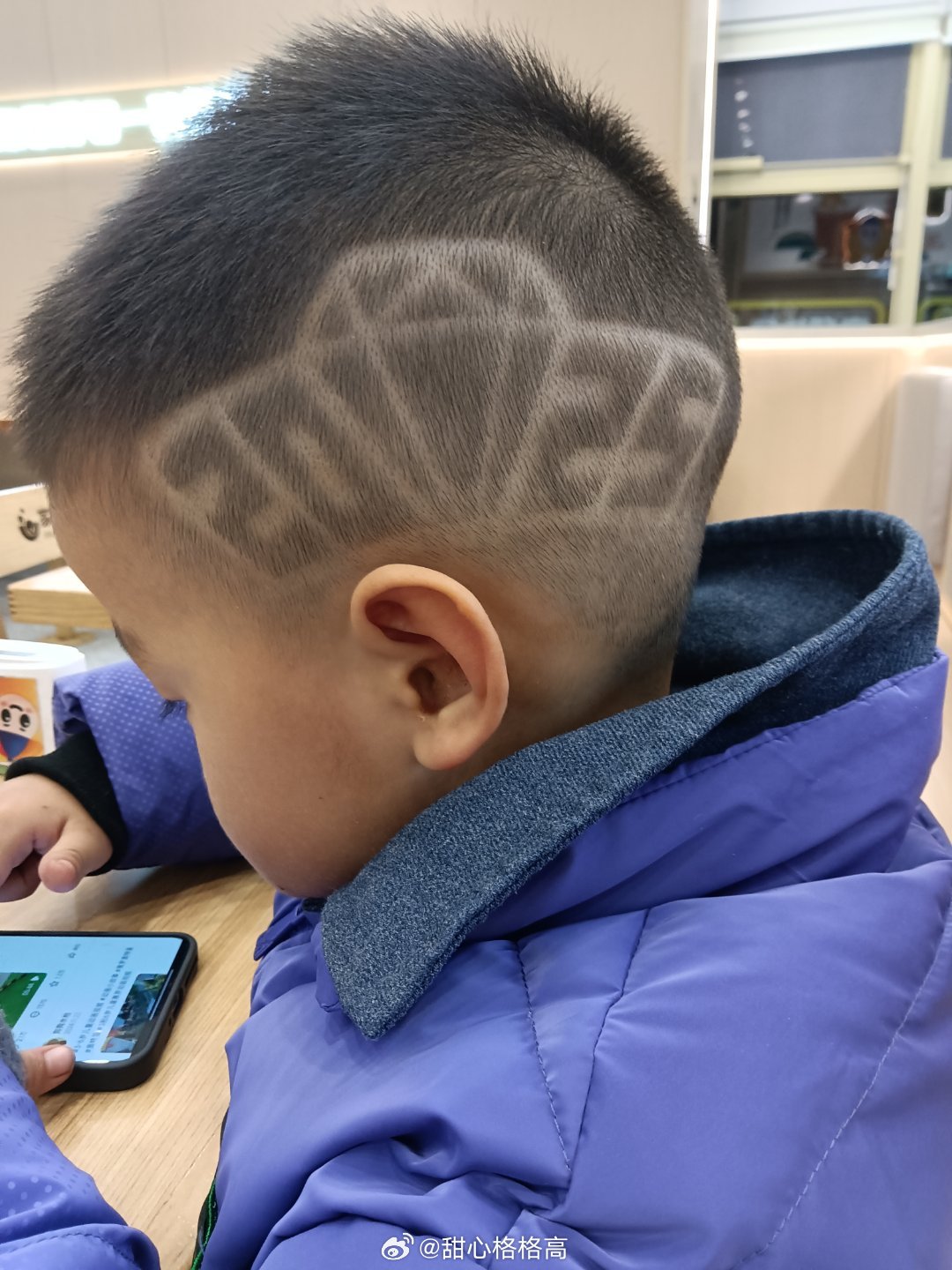小杰的潮流之旅，最新兒童發(fā)型男的友情故事與發(fā)型風(fēng)采