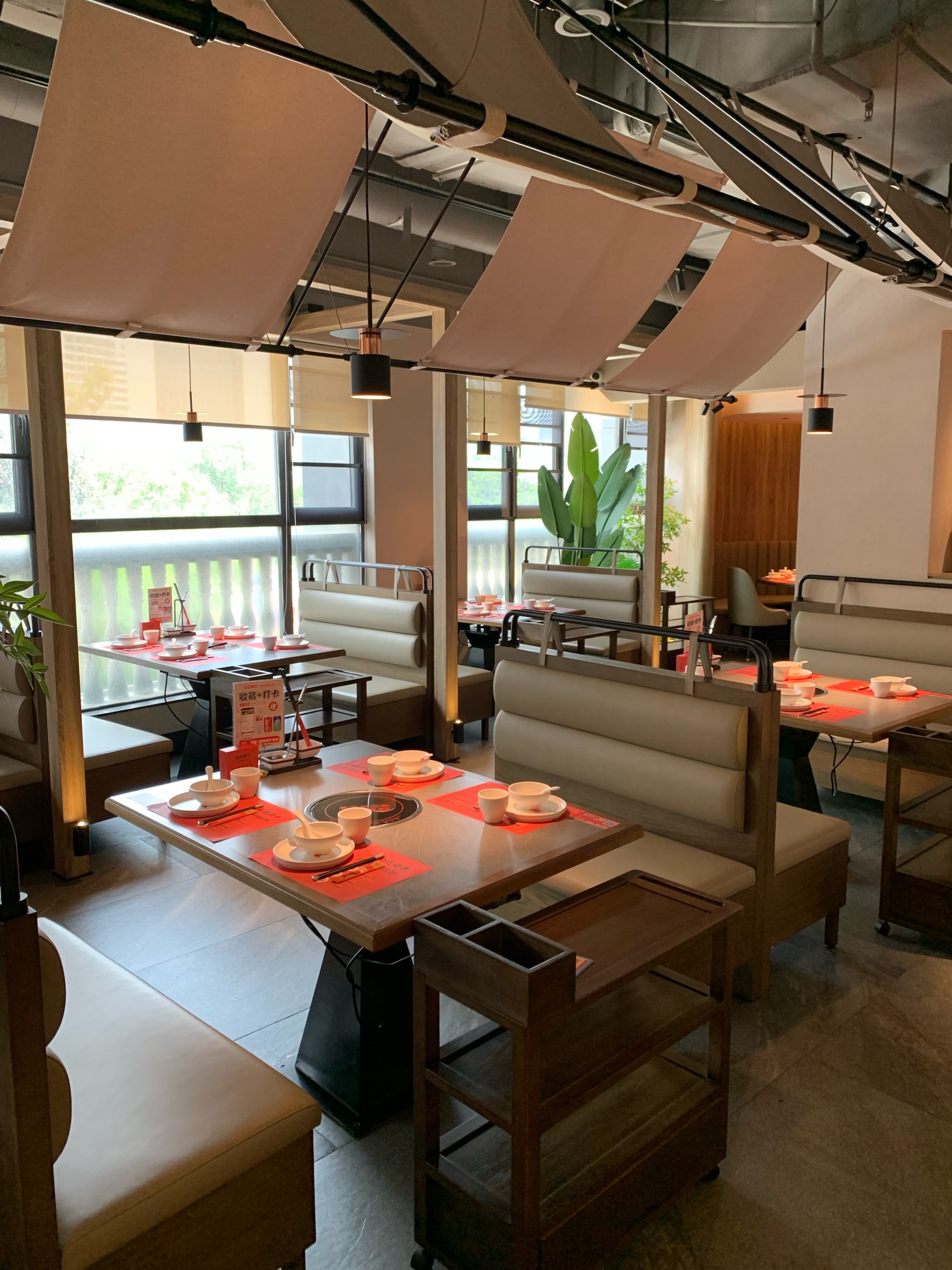 ??餐廳新動(dòng)態(tài)揭秘，美食新風(fēng)尚引領(lǐng)味蕾盛宴！