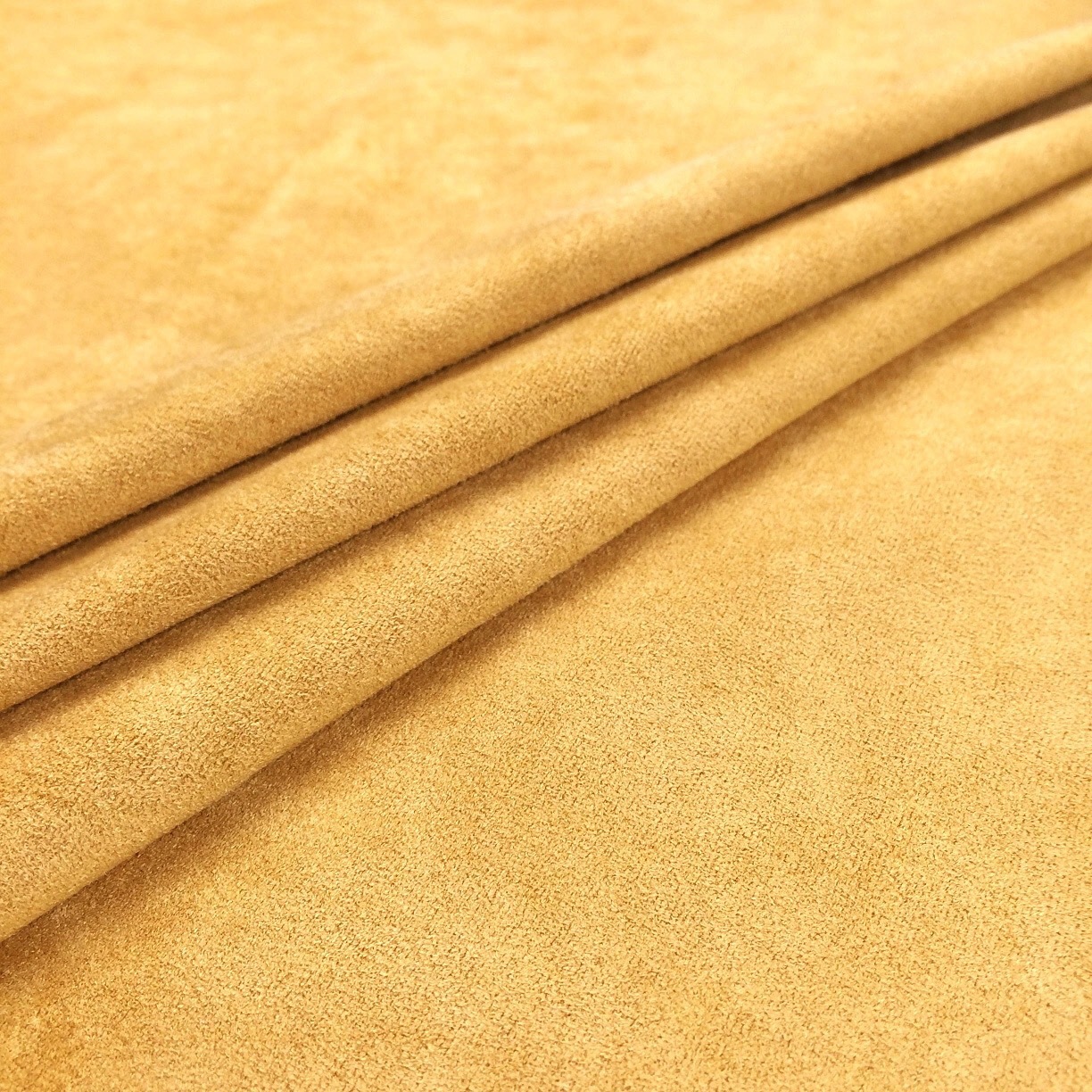 最新麂皮絨，時尚界的寵兒