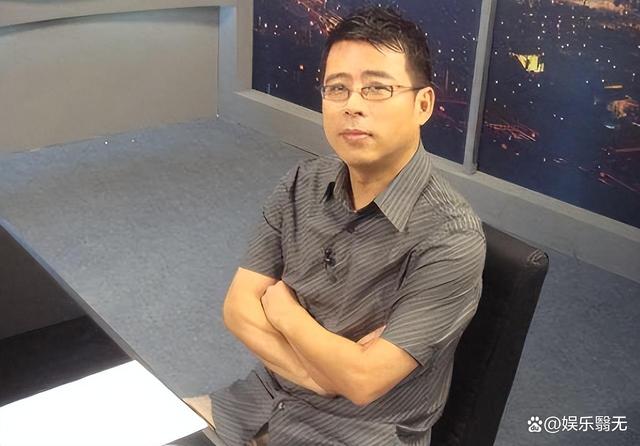 阿丘最新微博，社交媒體時代的言論自由與責(zé)任探討