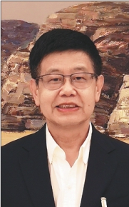 劉明忠新職務(wù)引領(lǐng)科技革新，前沿高科技產(chǎn)品新篇章體驗(yàn)