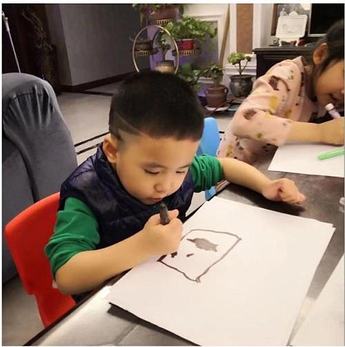 科技智能守護童年，幼兒園停課最新動態(tài)